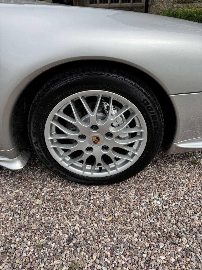 Porsche 993 Carrera 4