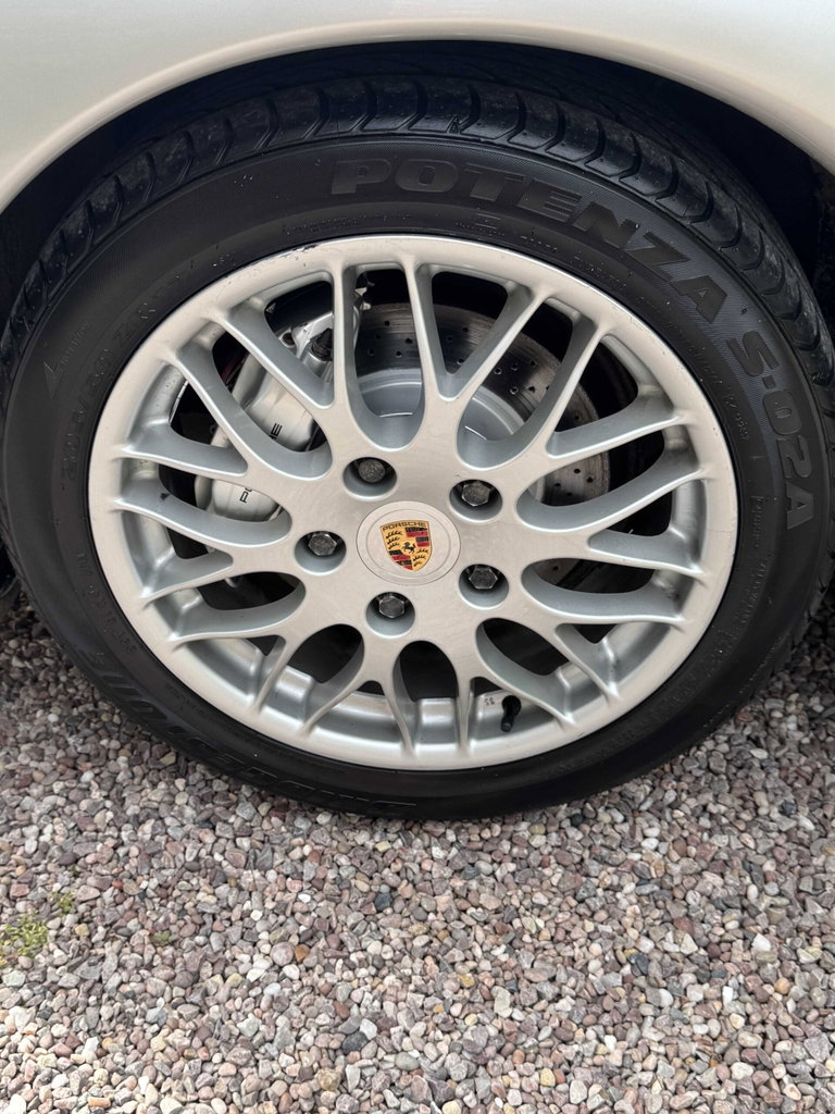 Porsche 993 Carrera 4