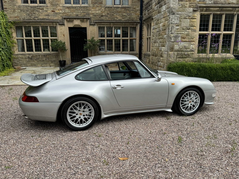 Porsche 993 Carrera 4