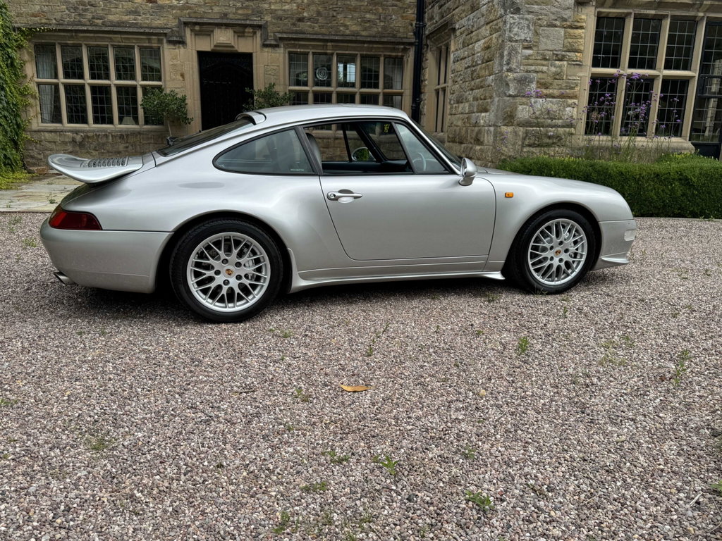 Porsche 993 Carrera 4