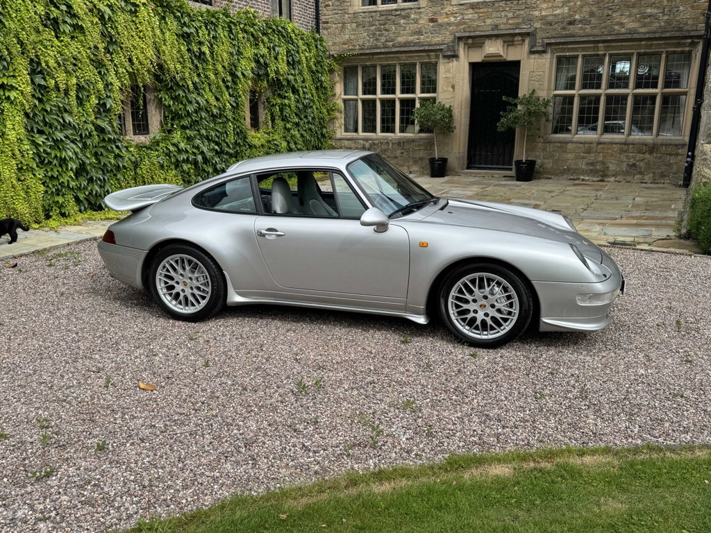 Porsche 993 Carrera 4