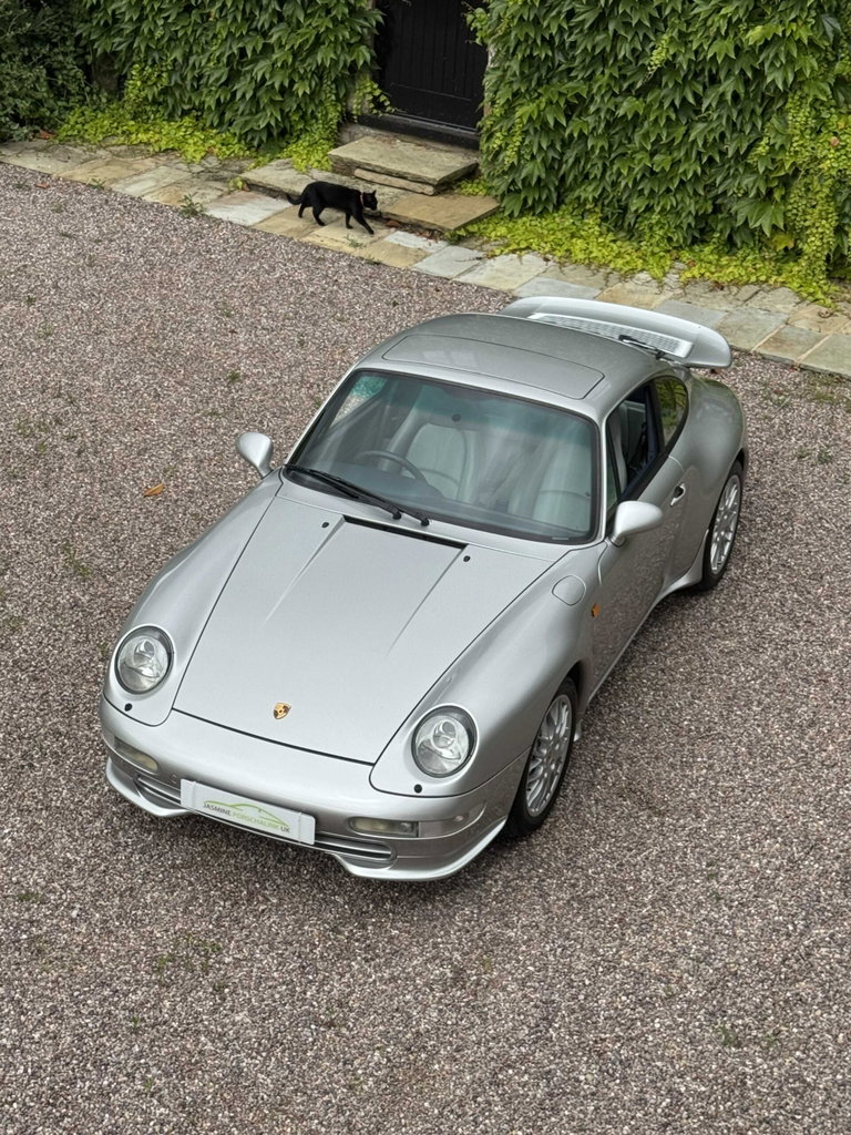 Porsche 993 Carrera 4