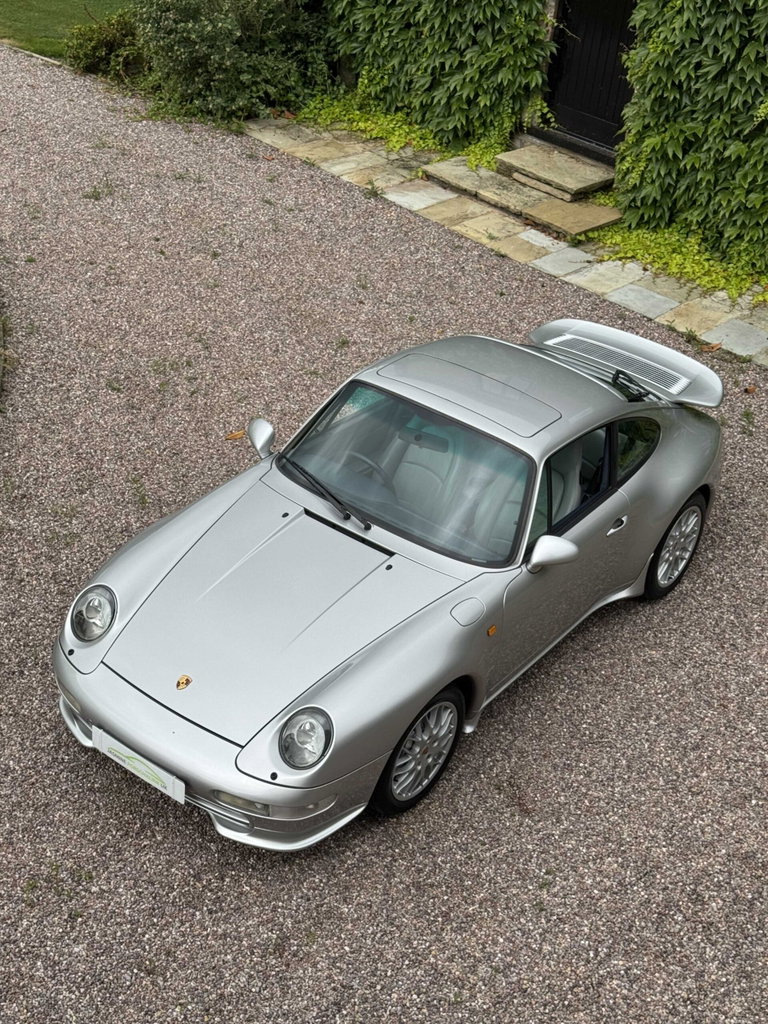 Porsche 993 Carrera 4