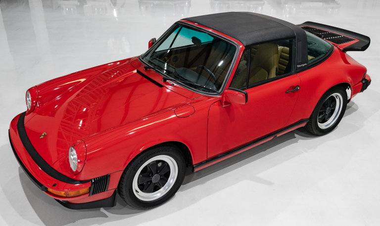 Porsche 911 Carrera 3.2 (US)