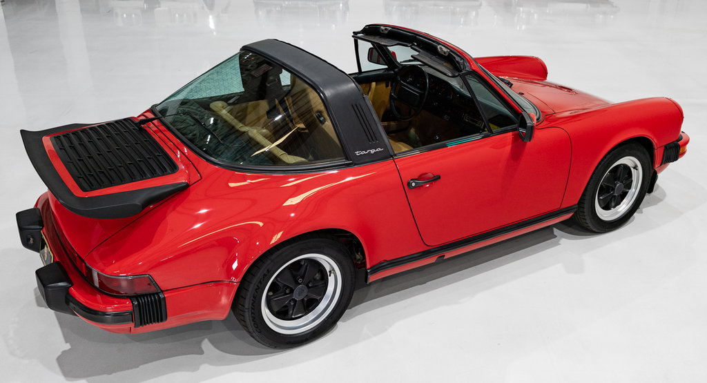Porsche 911 Carrera 3.2 (US)
