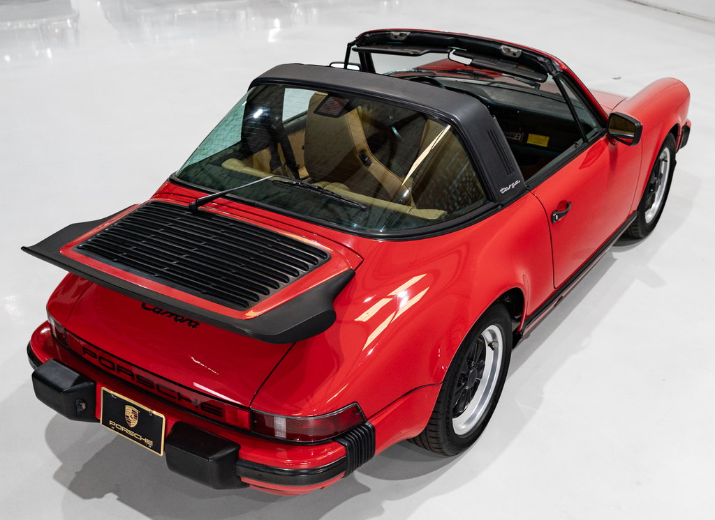 Porsche 911 Carrera 3.2 (US)