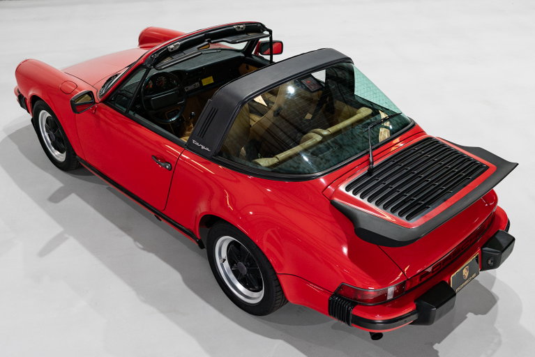 Porsche 911 Carrera 3.2 (US)