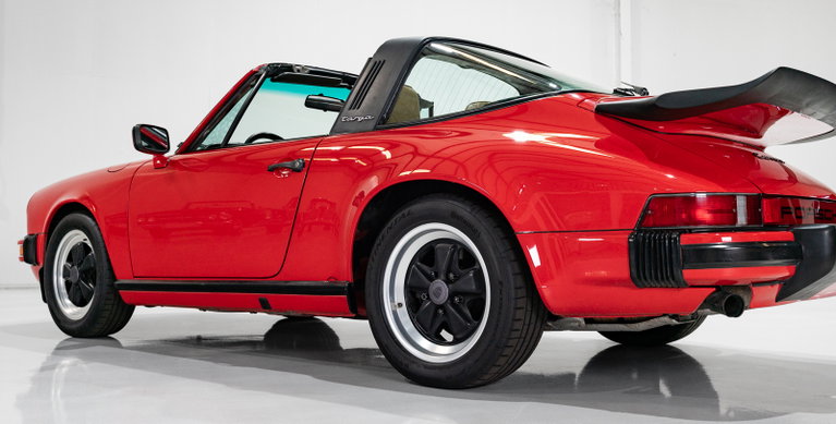 Porsche 911 Carrera 3.2 (US)