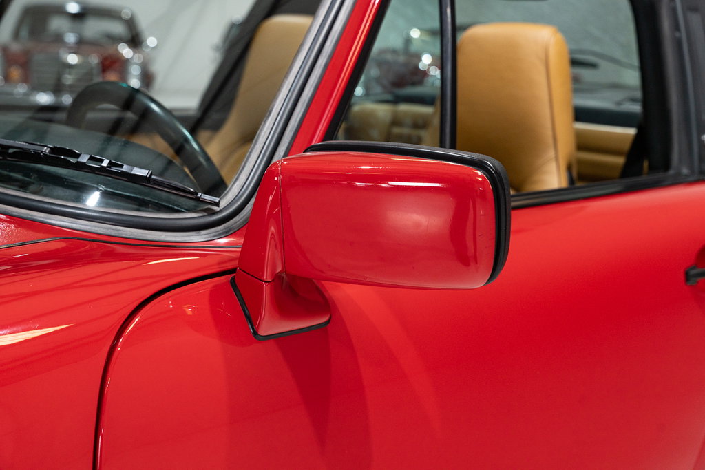 Porsche 911 Carrera 3.2 (US)