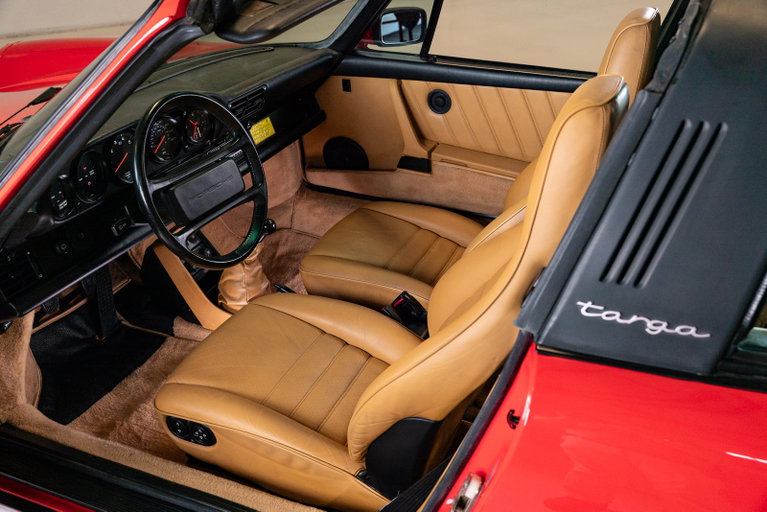 Porsche 911 Carrera 3.2 (US)