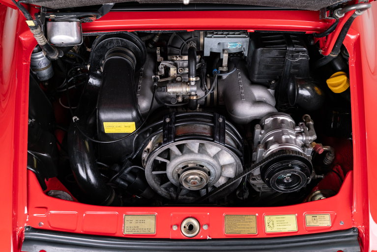 Porsche 911 Carrera 3.2 (US)