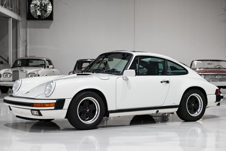 Porsche 911 Carrera 3.2