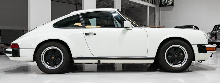 Porsche 911 Carrera 3.2 (US)