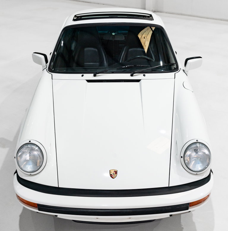 Porsche 911 Carrera 3.2 (US)