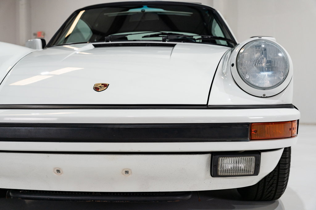 Porsche 911 Carrera 3.2 (US)