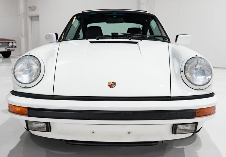 Porsche 911 Carrera 3.2 (US)