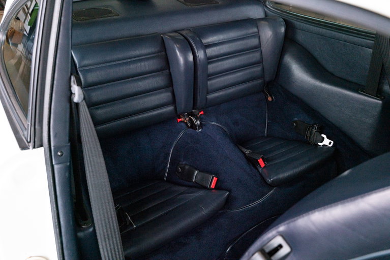Porsche 911 Carrera 3.2 (US)