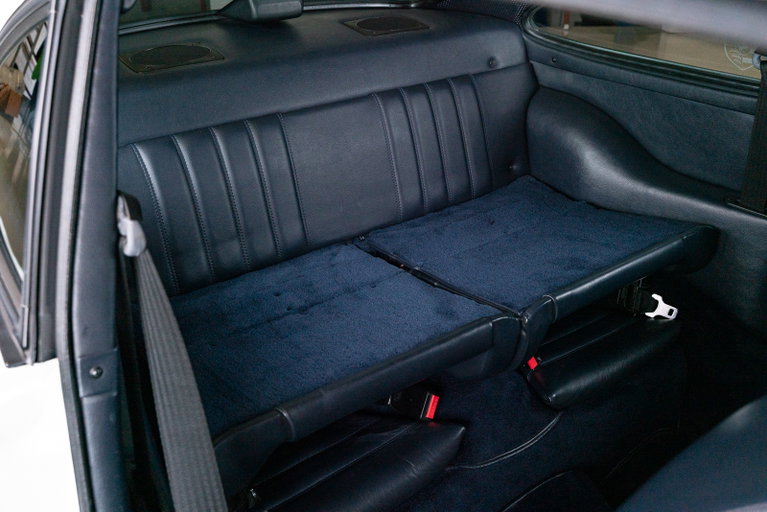 Porsche 911 Carrera 3.2 (US)