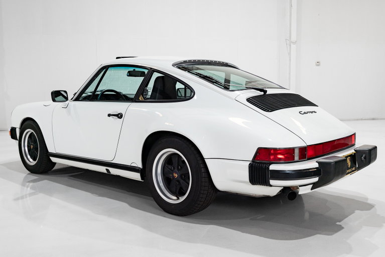 Porsche 911 Carrera 3.2 (US)