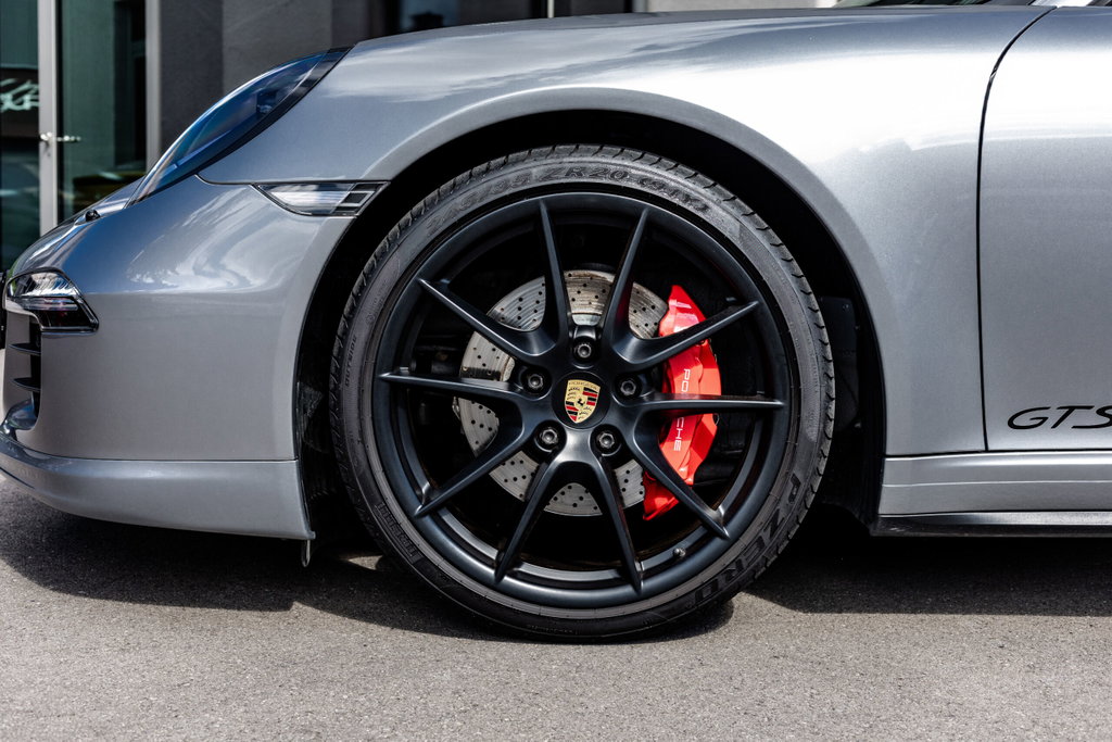 Porsche 991 Carrera 4 GTS