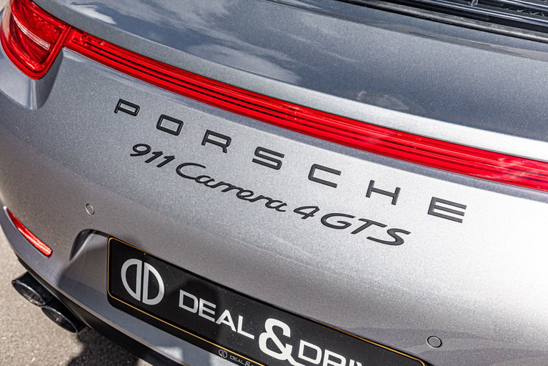 Porsche 991 Carrera 4 GTS