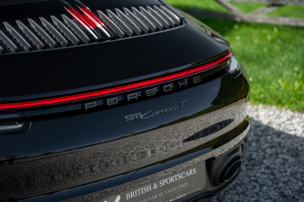 Porsche 992 Carrera T