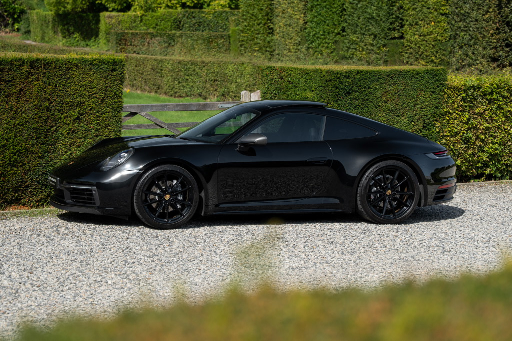 Porsche 992 Carrera T