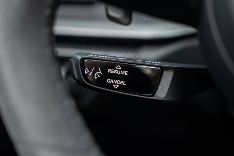 Porsche 992 Carrera 4