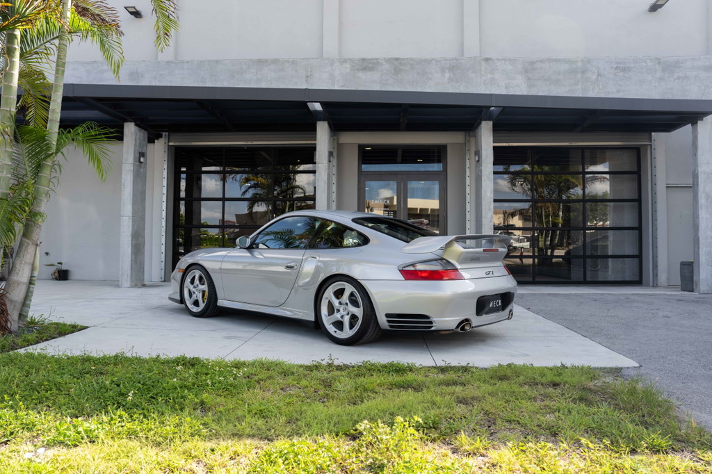 Porsche 996 GT2