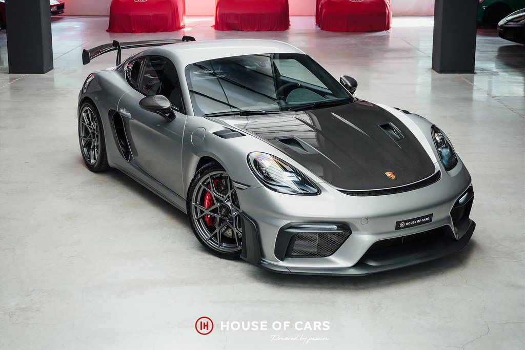 Porsche 718 Cayman GT4 RS