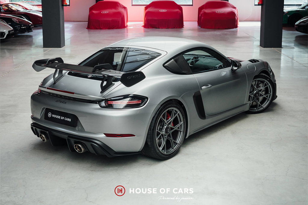 Porsche 718 Cayman GT4 RS