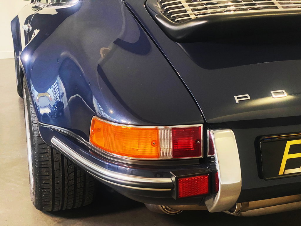 Porsche 911 Backdate