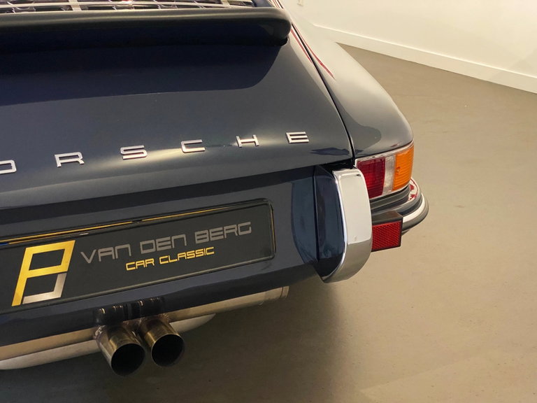 Porsche 911 Backdate
