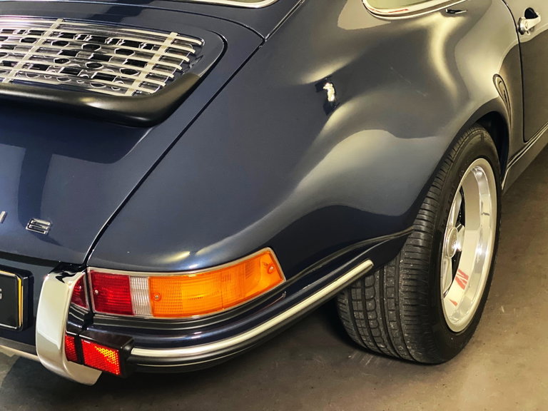 Porsche 911 Backdate