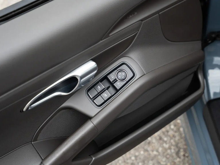 Porsche 718 Boxster