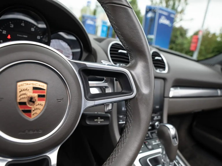 Porsche 718 Boxster