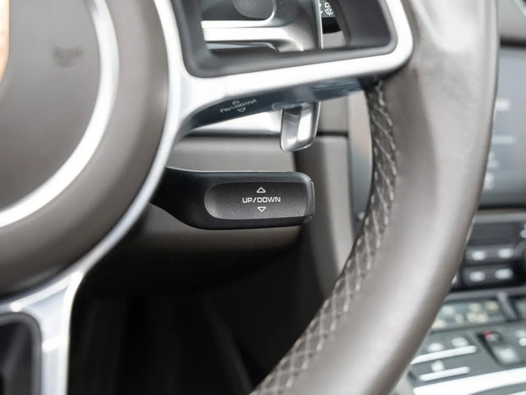 Porsche 718 Boxster
