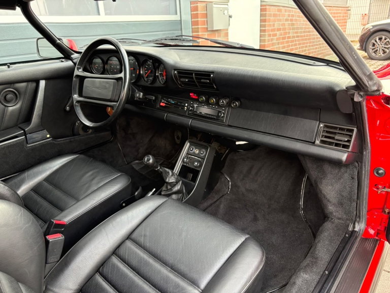 Porsche 911 Carrera 3.2 Speedster