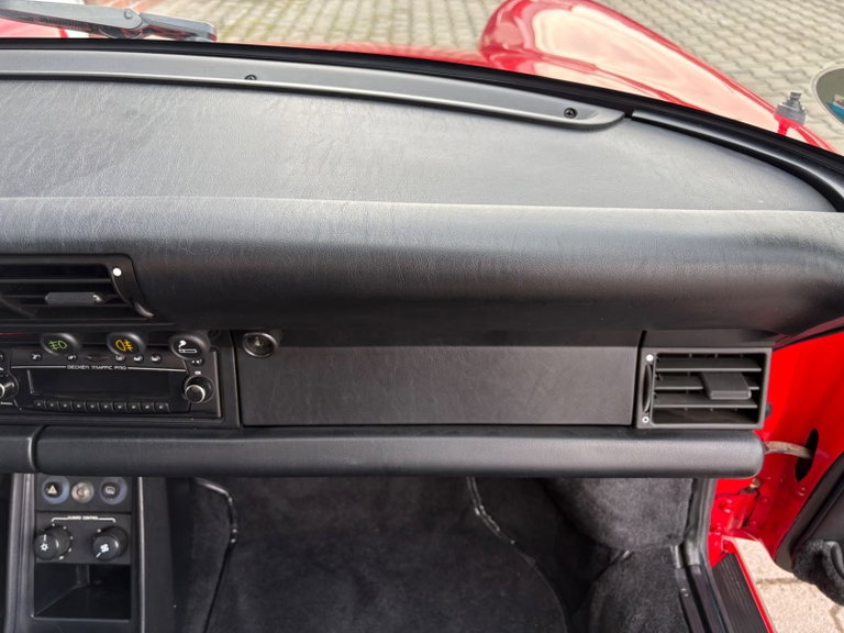 Porsche 911 Carrera 3.2 Speedster