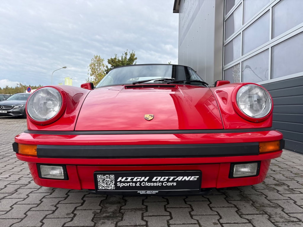 Porsche 911 Carrera 3.2 Speedster