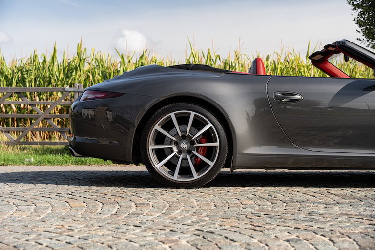 Porsche 991 Carrera