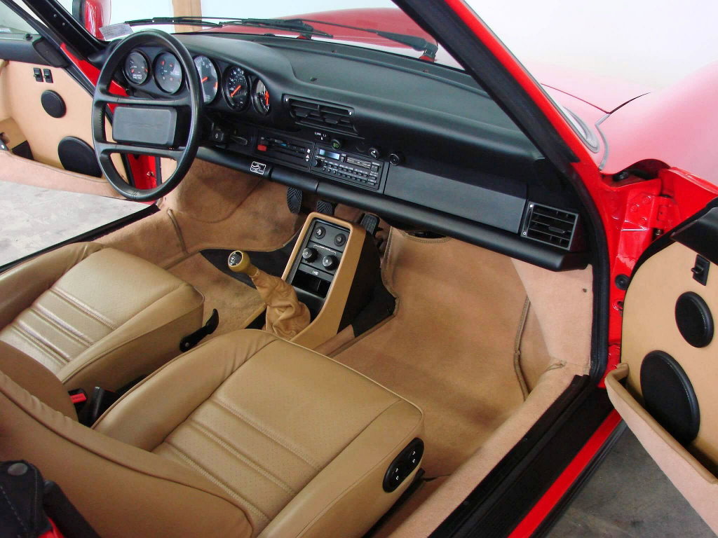 Porsche 911 Carrera 3.2