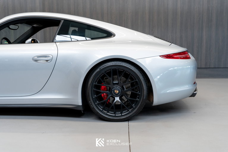 Porsche 991 Carrera GTS