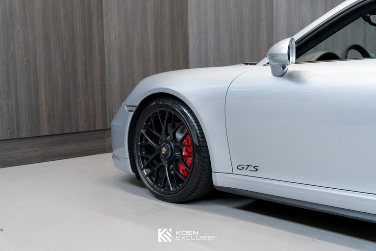 Porsche 991 Carrera GTS