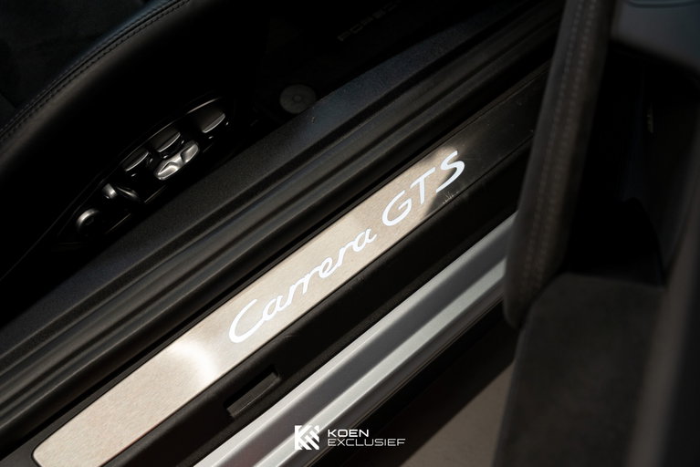 Porsche 991 Carrera GTS