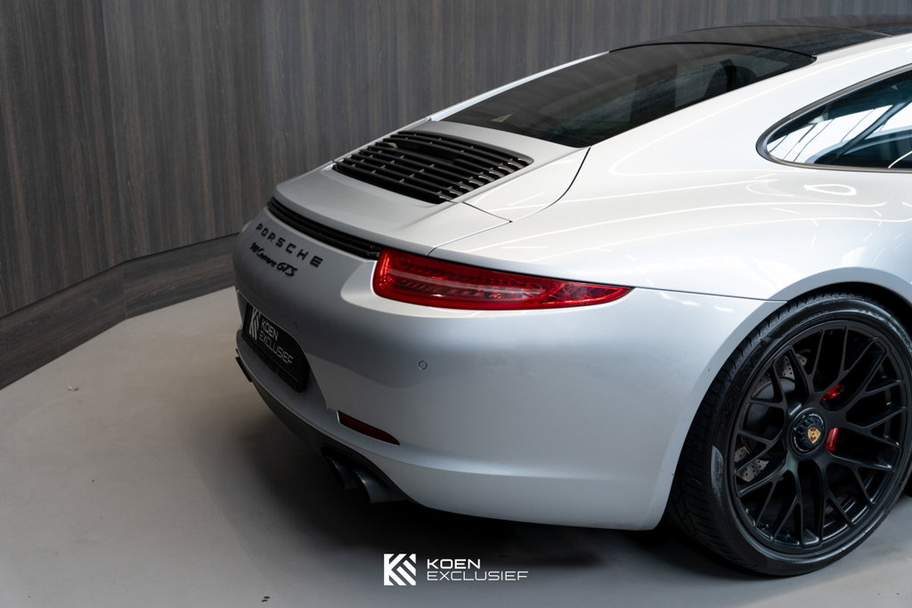 Porsche 991 Carrera GTS