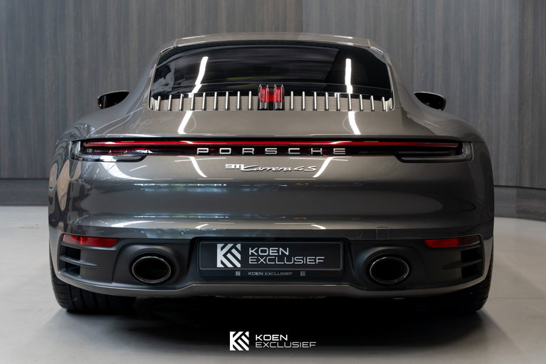 Porsche 992 Carrera 4S