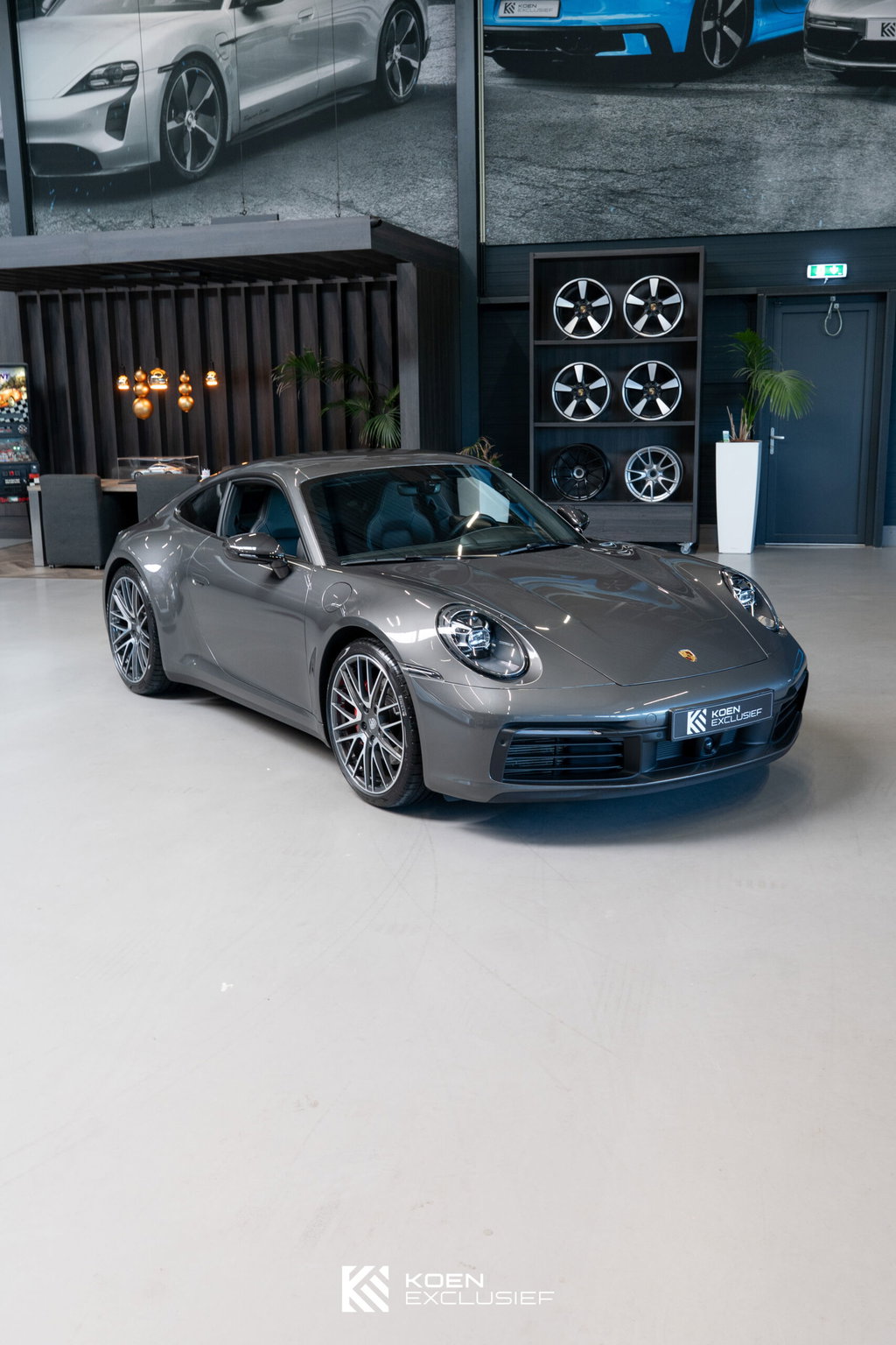Porsche 992 Carrera 4S