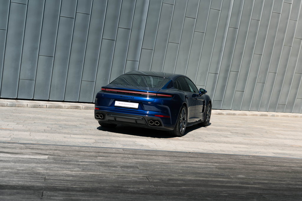 Porsche Panamera 4 E-Hybrid