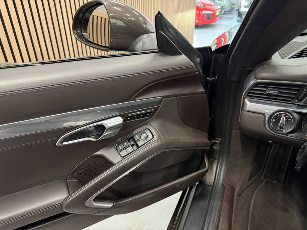 Porsche 991 Carrera 4S